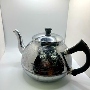 Vintage “The Carlton” Cromalin Teapot